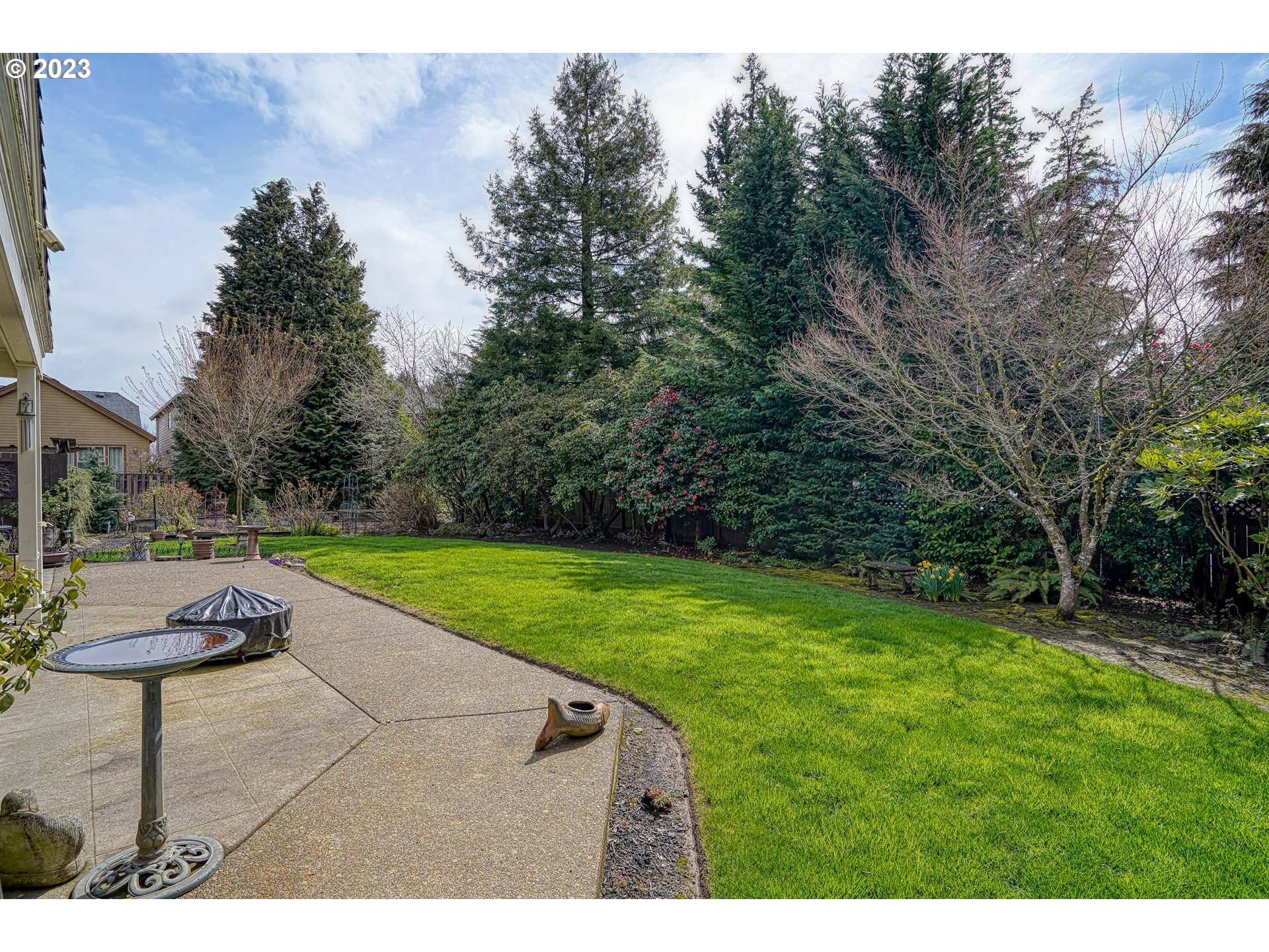 13030 Southwest Fischer Road Tigard, OR 97224 - Photo 26 of 27 a view of a backyard