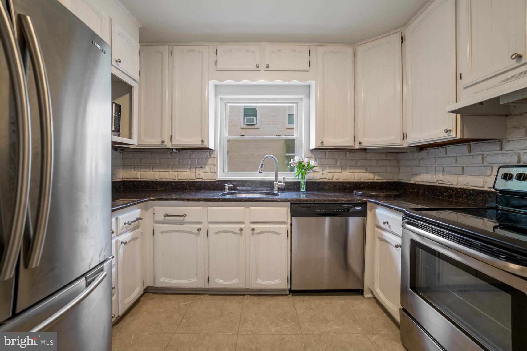 716 Cambridge Road Bala Cynwyd, PA 19004 - Photo 8 of 26 Kitchen