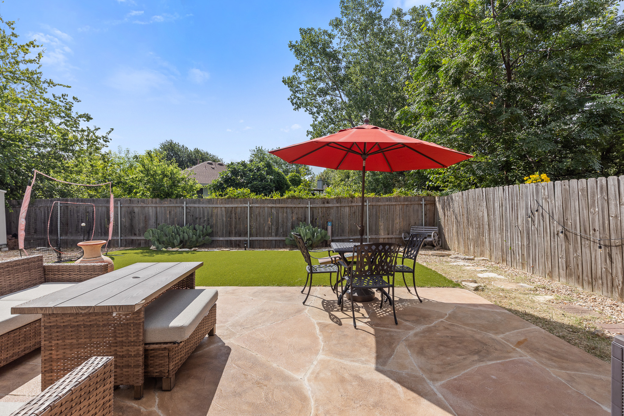 2305 Raintree Path Round Rock, TX 78664 - Photo 28 of 36