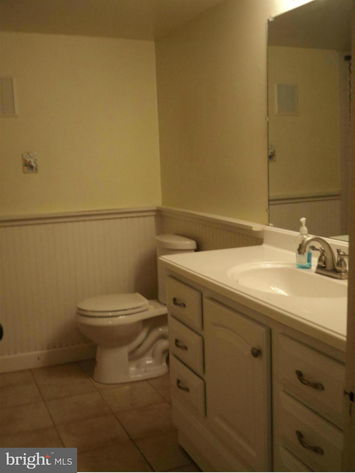 15700 Peach Orchard Road Silver Spring, MD 20905 - Photo 15 of 18 Bath