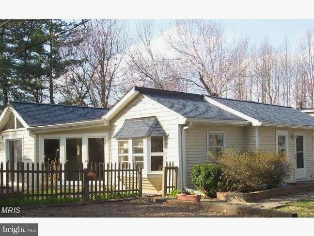 15700 Peach Orchard Road Silver Spring, MD 20905 - Photo 3 of 18 Exterior (Front)