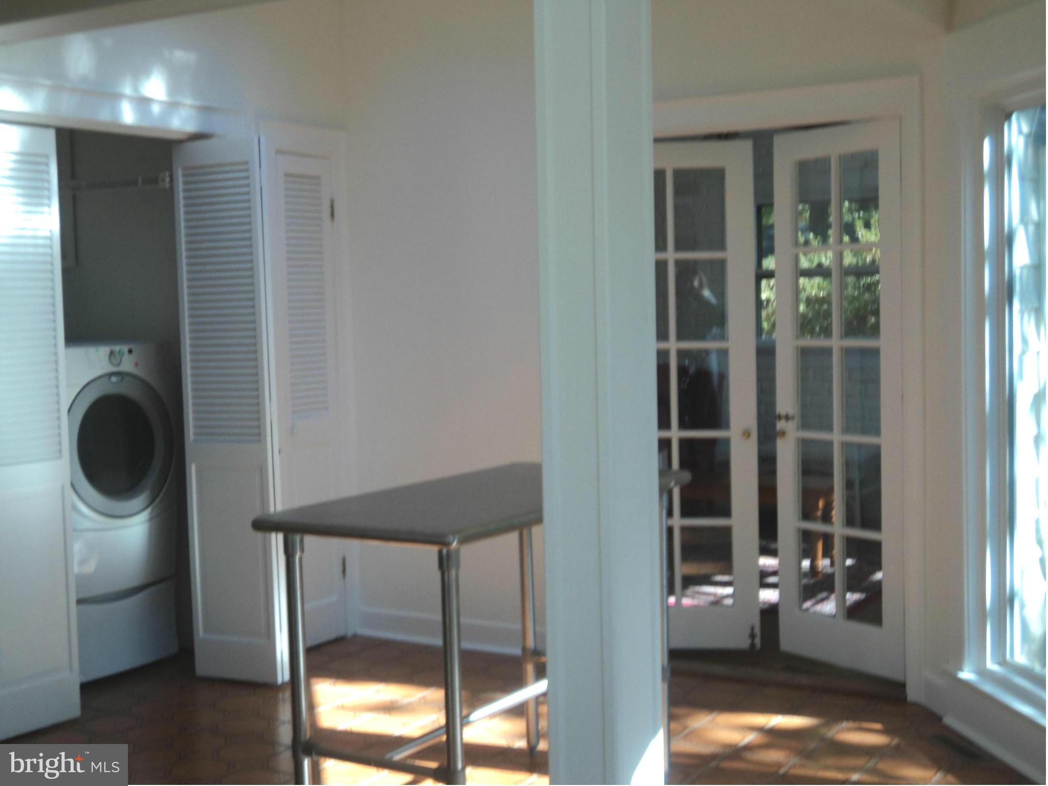 15700 Peach Orchard Road Silver Spring, MD 20905 - Photo 10 of 18 Interior (General)