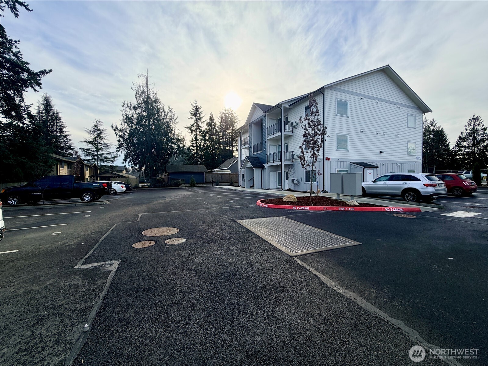 1202 East 72nd Street Tacoma, WA 98404 - Photo 21 of 25 a view of street with cars