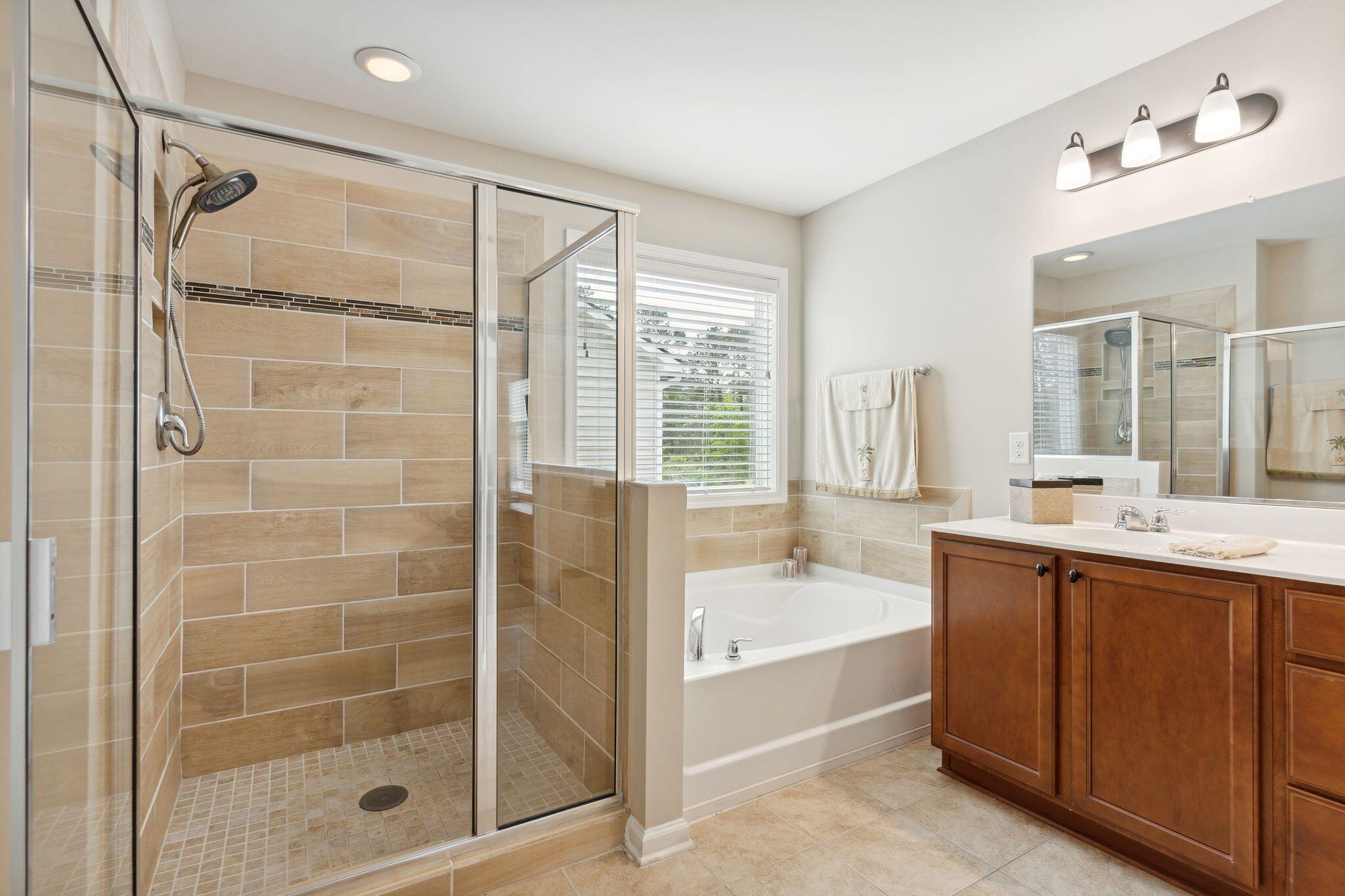 1041 Harbortowne Road Charleston, SC 29412 - Photo 23 of 44 1041HarbortowneRd-KeenEyeMarketing-024