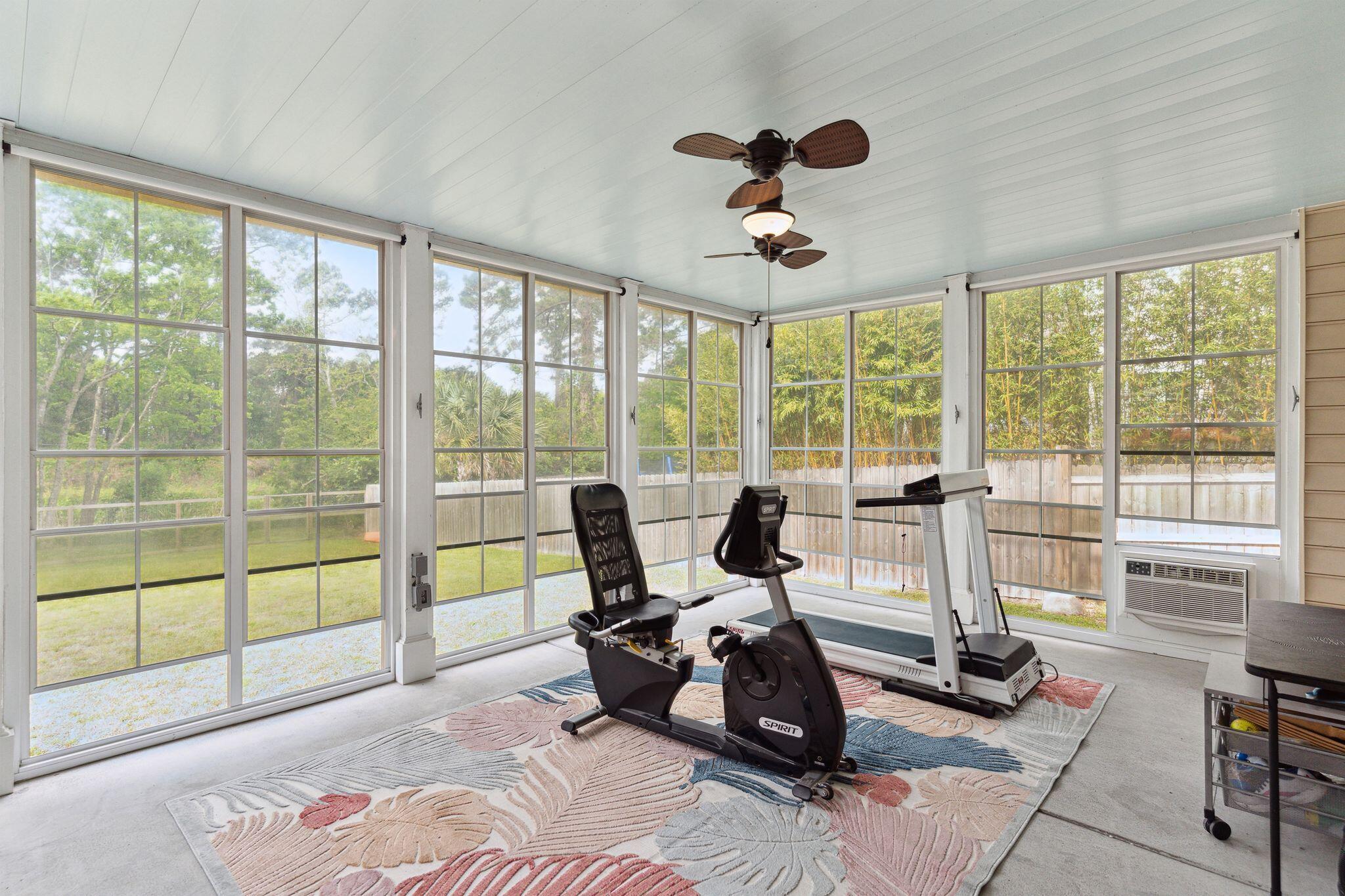 1041 Harbortowne Road Charleston, SC 29412 - Photo 43 of 44 1041HarbortowneRd-KeenEyeMarketing-044