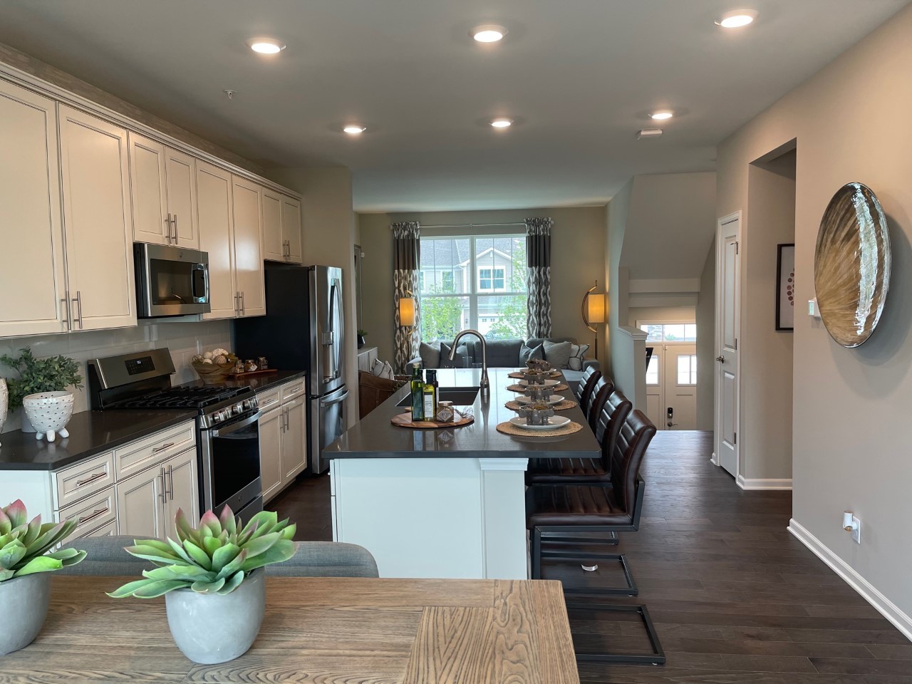 1052 Atterberg Road, Unit 3502 South Elgin, IL 60177 - Photo 7 of 18 Gallery Image 7