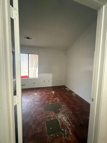 $174,900 | 1644 North Tipton Street, Visalia, CA 93292