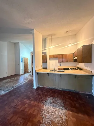 $174,900 | 1644 North Tipton Street, Visalia, CA 93292