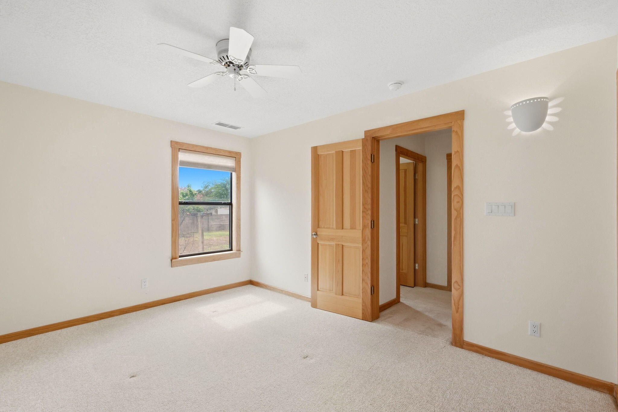 2046 Rivers Edge Drive Northeast Rio Rancho, NM 87144 - Photo 31 of 48 Gallery Image 31