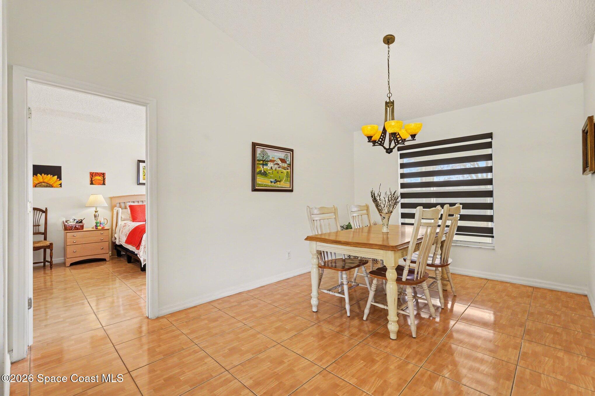 938 Commerce Road Southeast Palm Bay, FL 32909 - Photo 6 of 31 006_file_6421