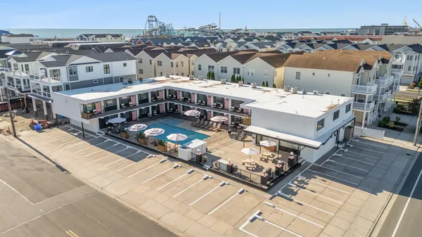 $425,000 | 2101 Surf Avenue, Unit 109, North Wildwood, NJ 08260
