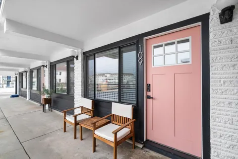 $425,000 | 2101 Surf Avenue, Unit 109, North Wildwood, NJ 08260