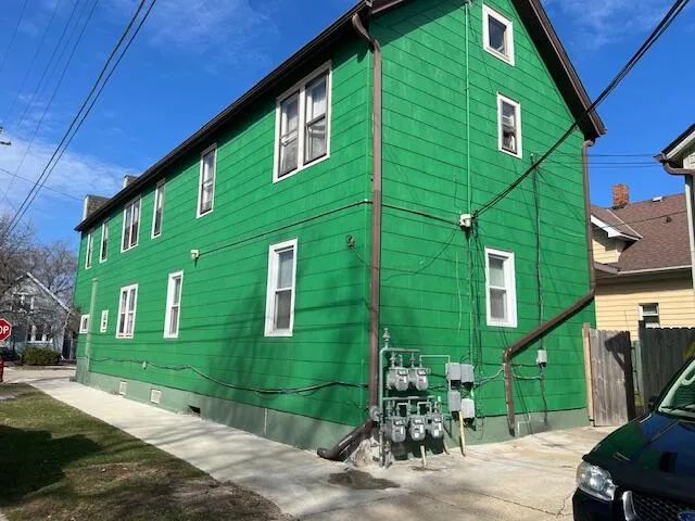 $399,000 | 1515 54th Street, Kenosha, WI 53140