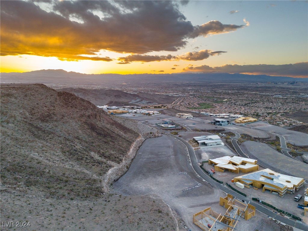 7 Chisel Crest Court Henderson, NV 89012 - Photo 11 of 17