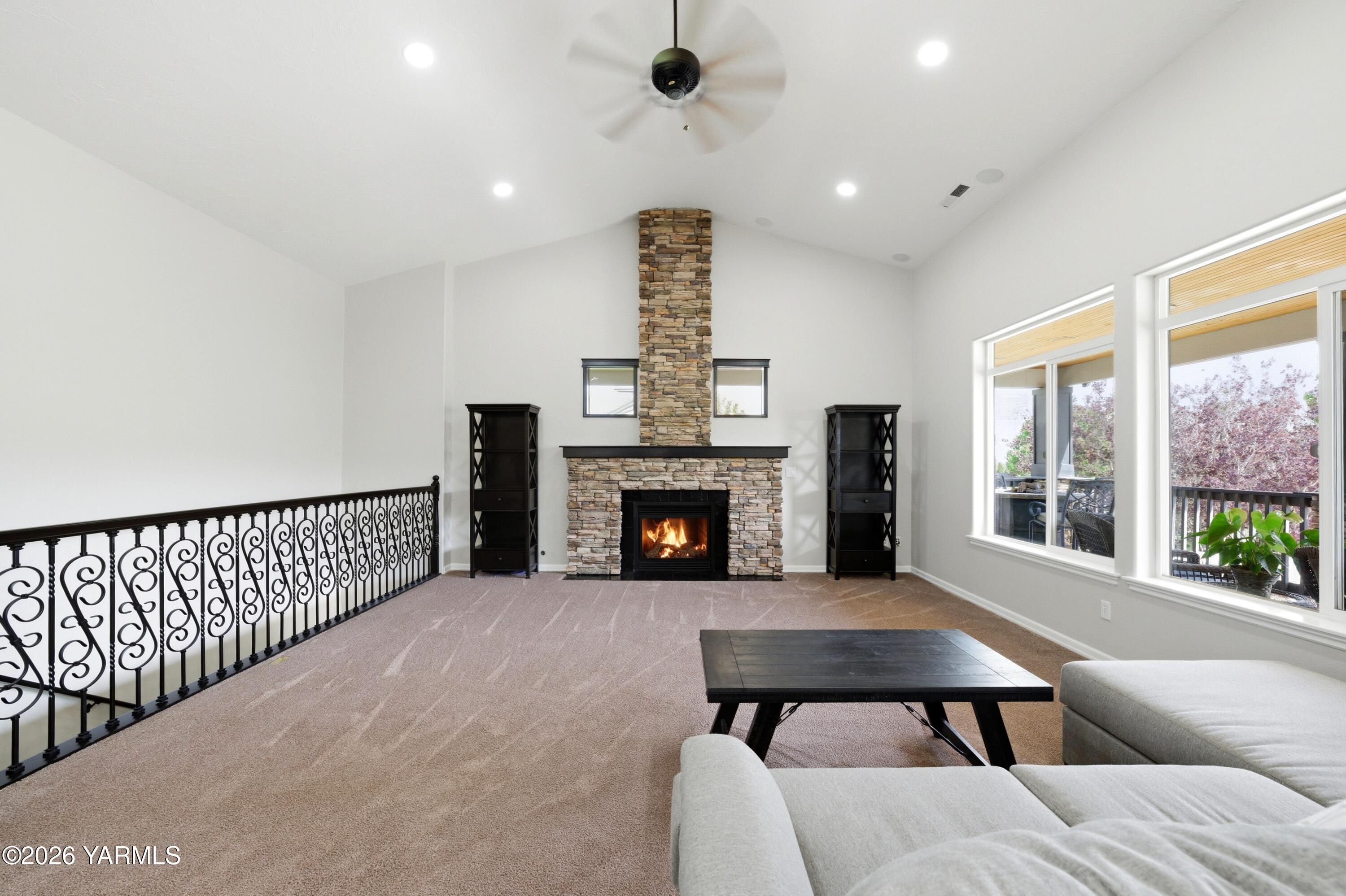 98303 East Ridgeview Drive Kennewick, WA 99338 - Photo 16 of 78 22-7R503189_with_fire
