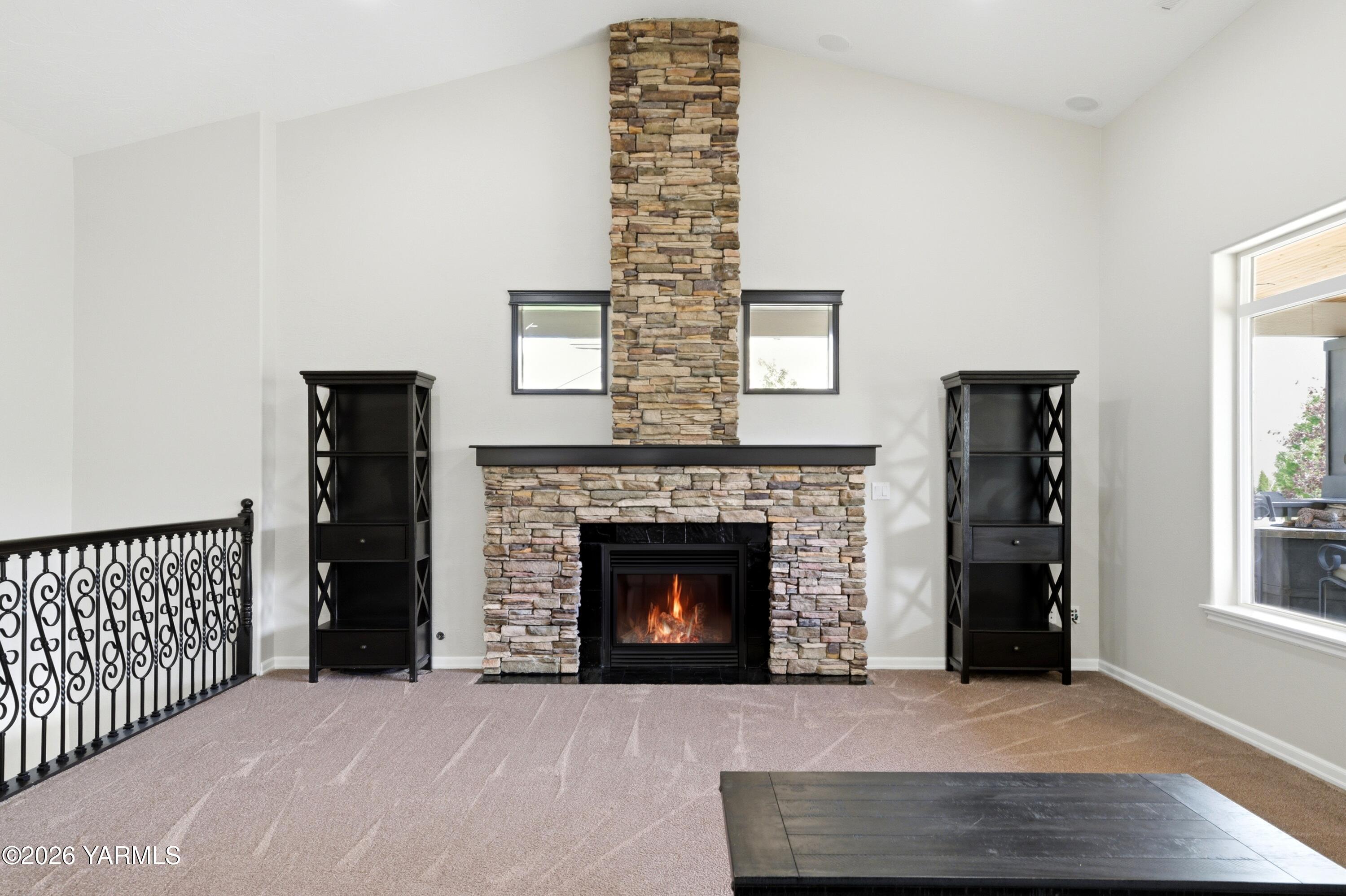 98303 East Ridgeview Drive Kennewick, WA 99338 - Photo 17 of 78 23-7R503192_with_fire