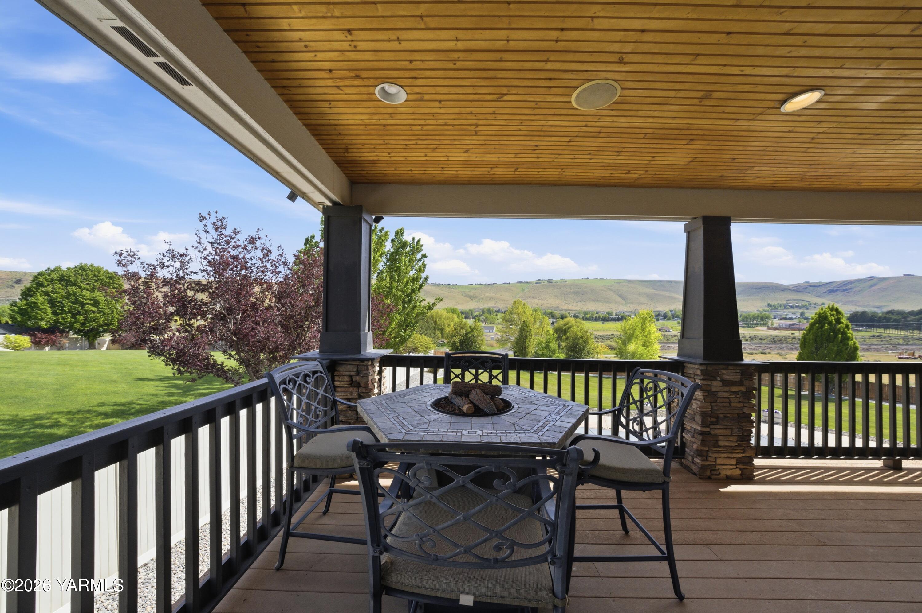 98303 East Ridgeview Drive Kennewick, WA 99338 - Photo 30 of 78 61-7R503306