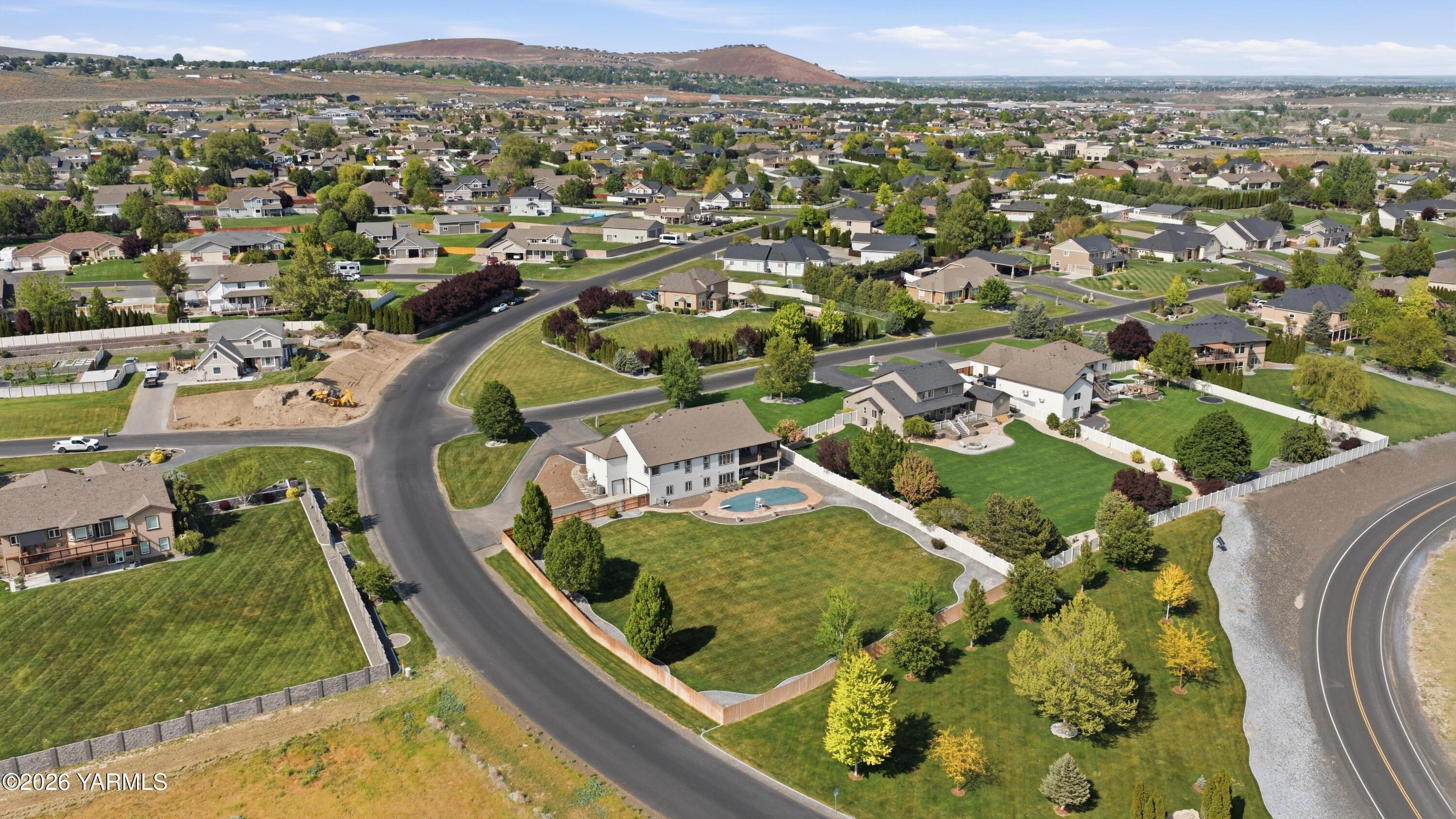 98303 East Ridgeview Drive Kennewick, WA 99338 - Photo 40 of 78 74-DJI_20260501153354_0237_D_M4P