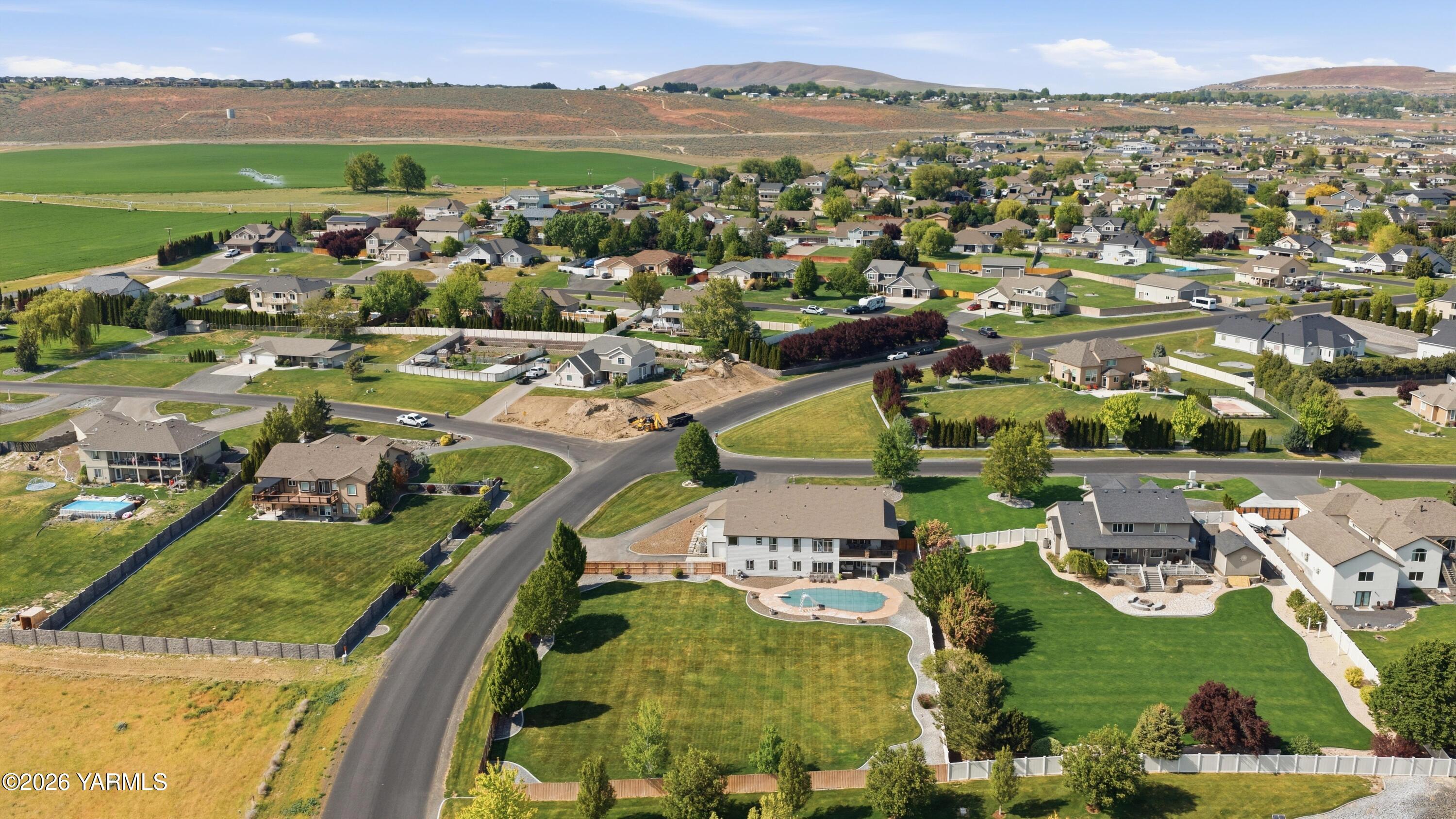 98303 East Ridgeview Drive Kennewick, WA 99338 - Photo 41 of 78 76-DJI_20260501153430_0244_D_M4P