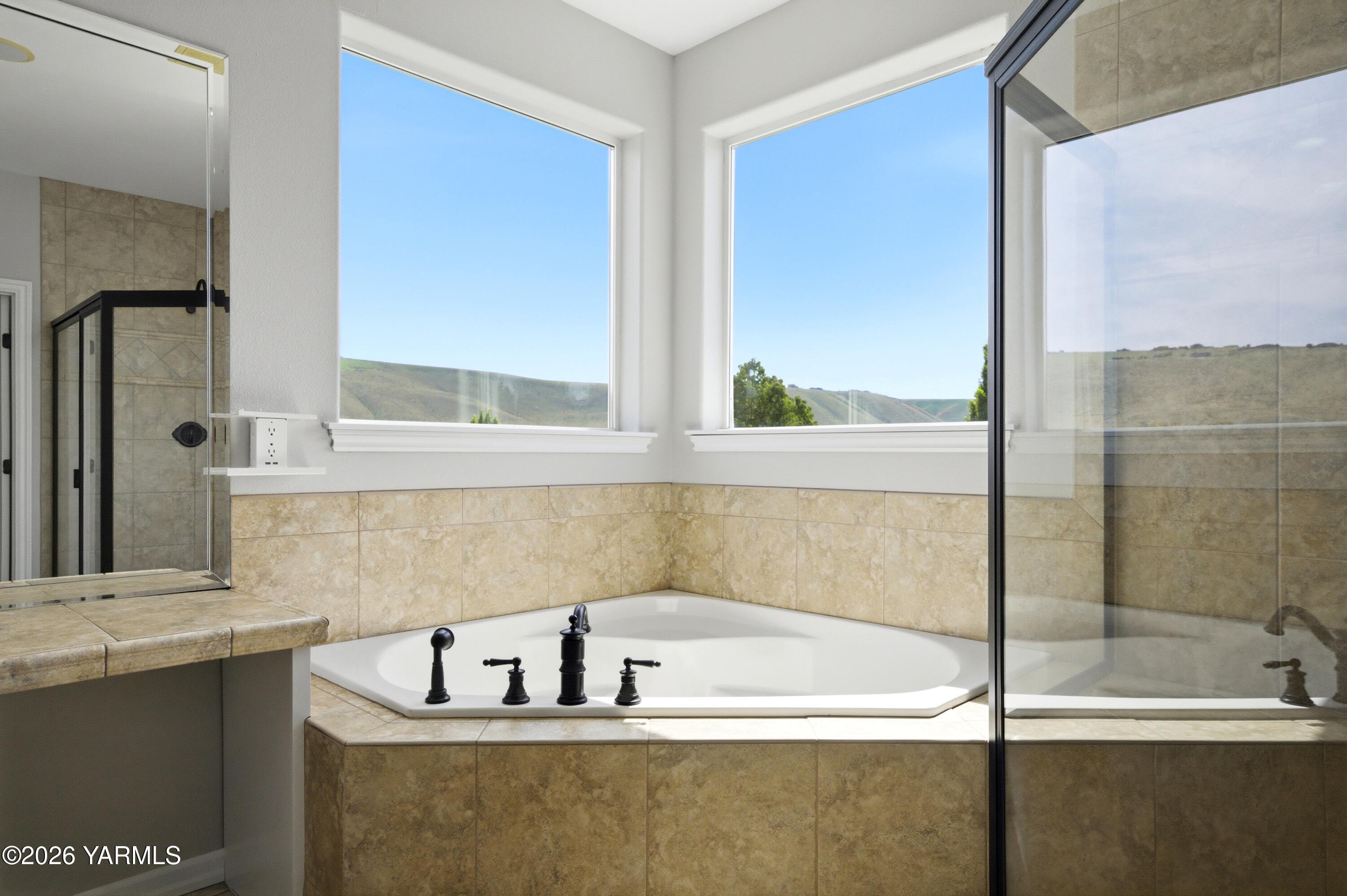 98303 East Ridgeview Drive Kennewick, WA 99338 - Photo 63 of 78 42-7R503249