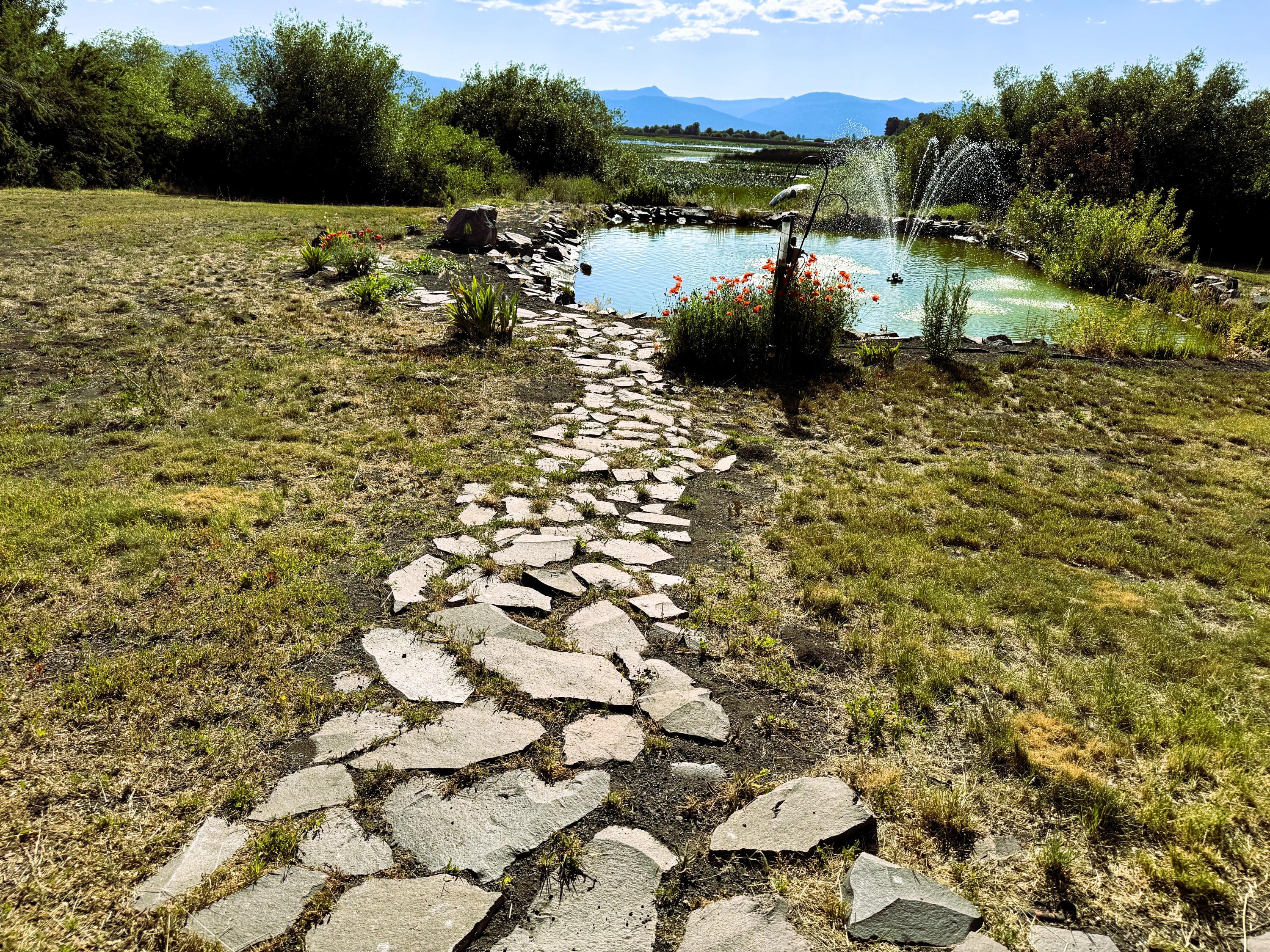 39030 Modoc Point Road Chiloquin, OR 97624 - Photo 20 of 37 pathway to pond