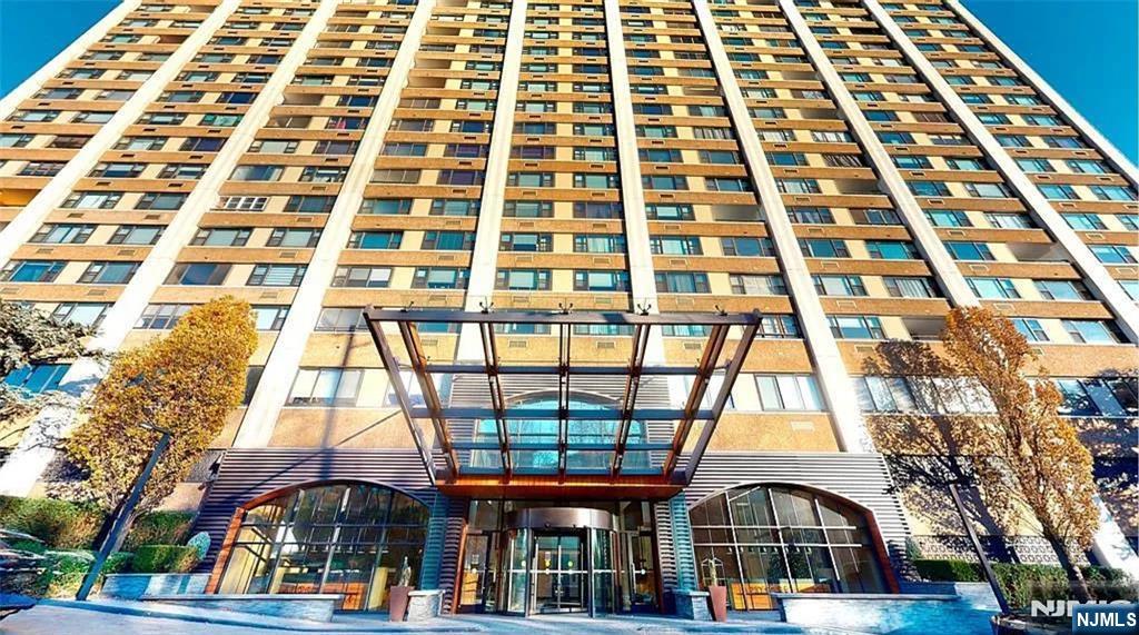 250 Gorge Road, Unit 22F Cliffside Park, NJ 07010 - Photo 21 of 29