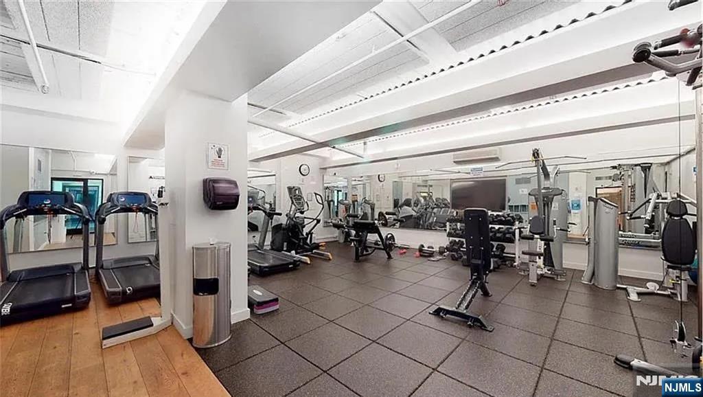 250 Gorge Road, Unit 22F Cliffside Park, NJ 07010 - Photo 26 of 29