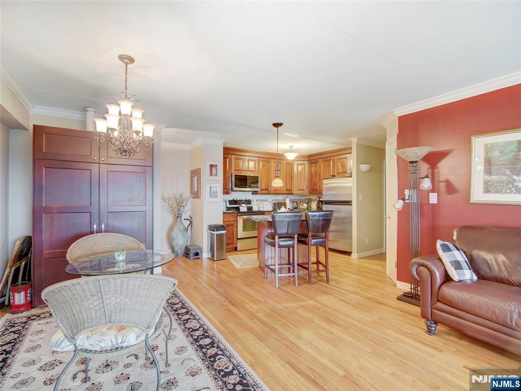 250 Gorge Road, Unit 22F Cliffside Park, NJ 07010 - Photo 3 of 29