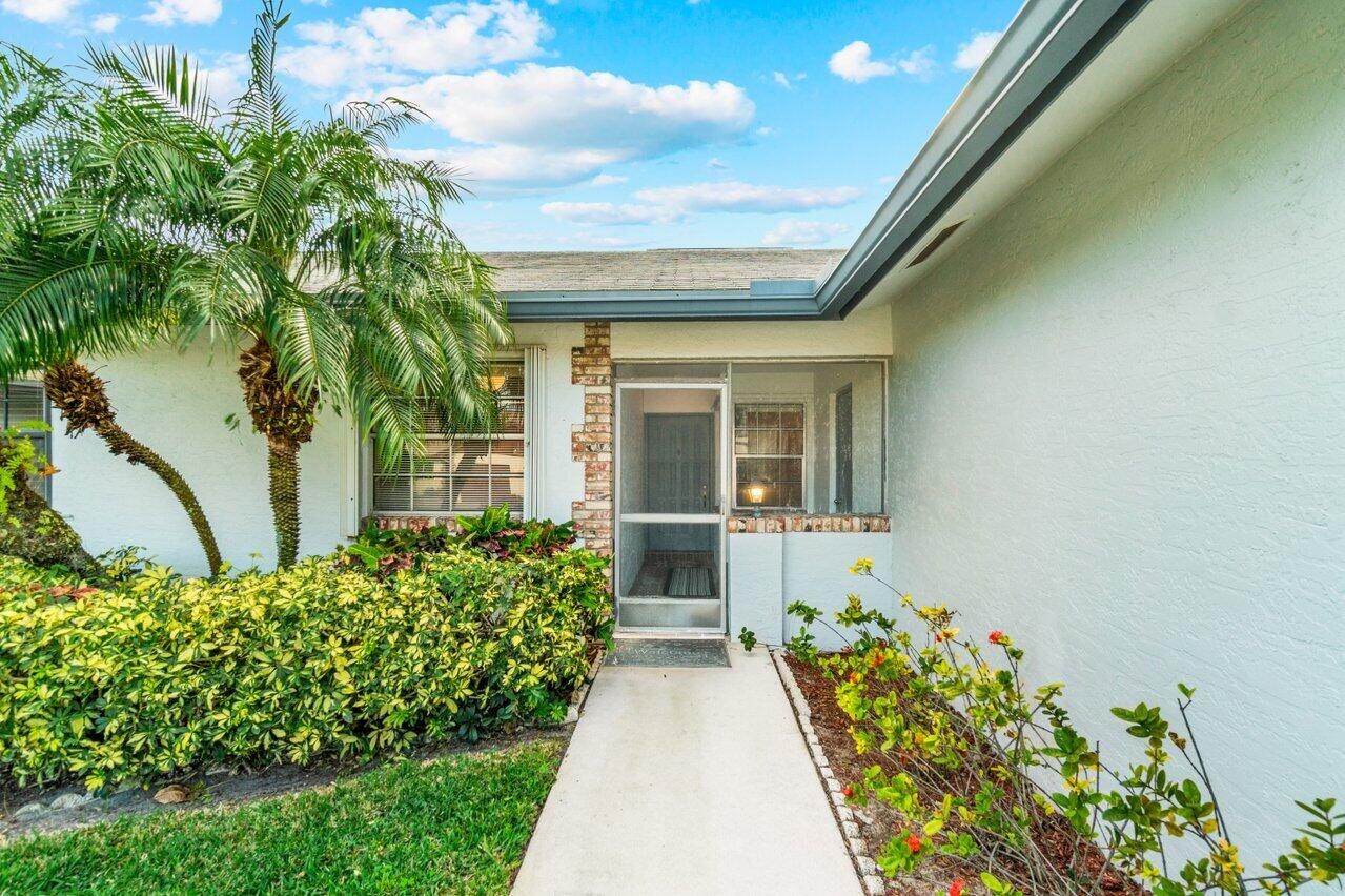 130 Moccasin Trail South Jupiter, FL 33458 - Photo 2 of 29 Entrance