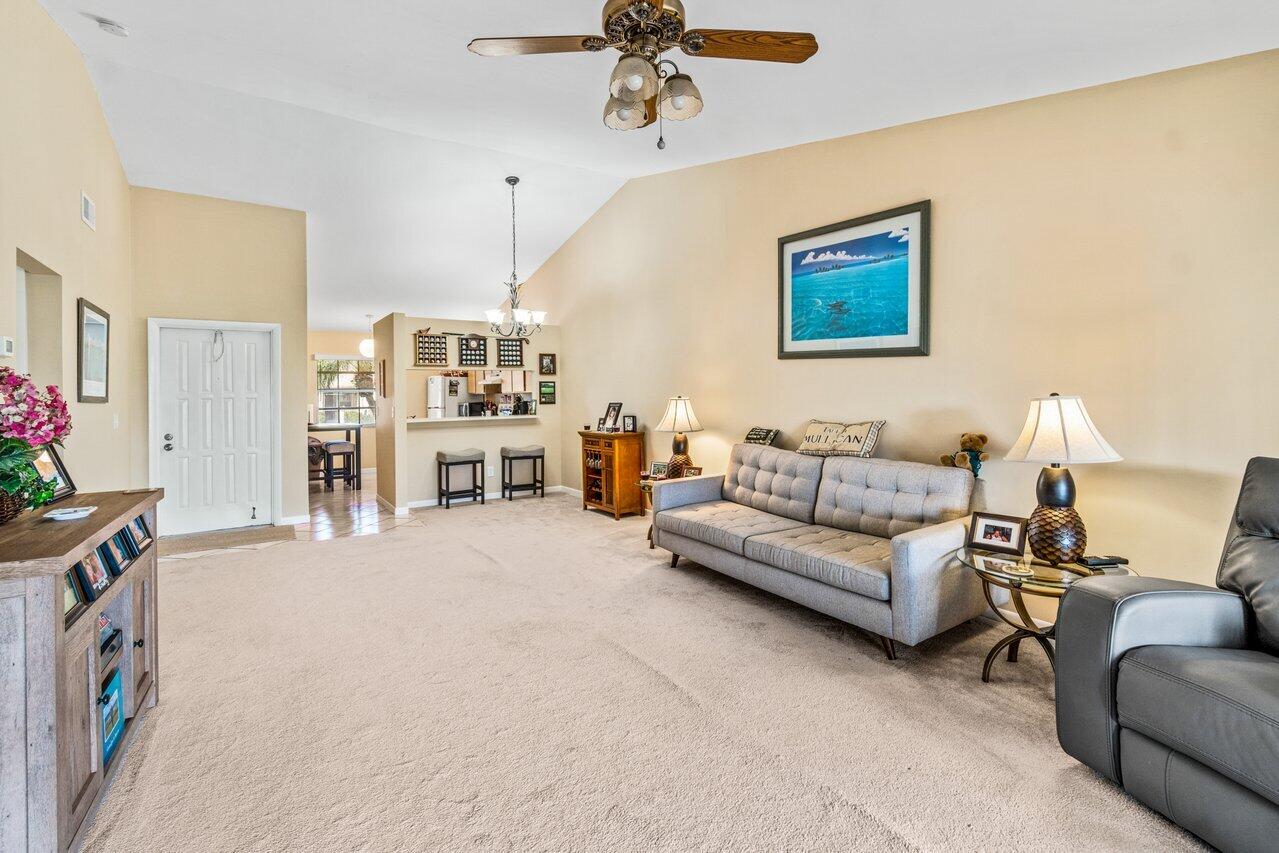 130 Moccasin Trail South Jupiter, FL 33458 - Photo 3 of 29 Living Room