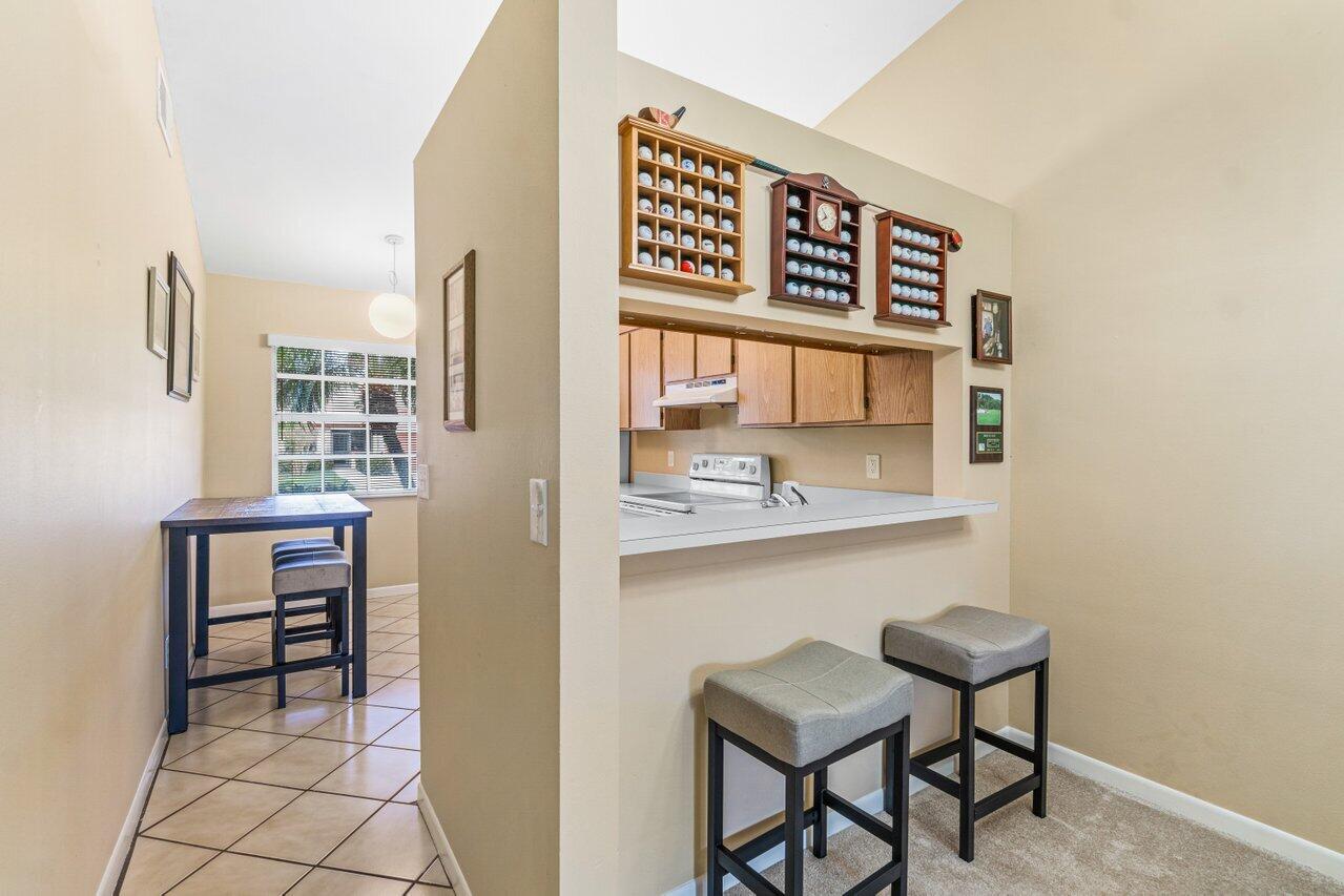 130 Moccasin Trail South Jupiter, FL 33458 - Photo 7 of 29 Kitchen