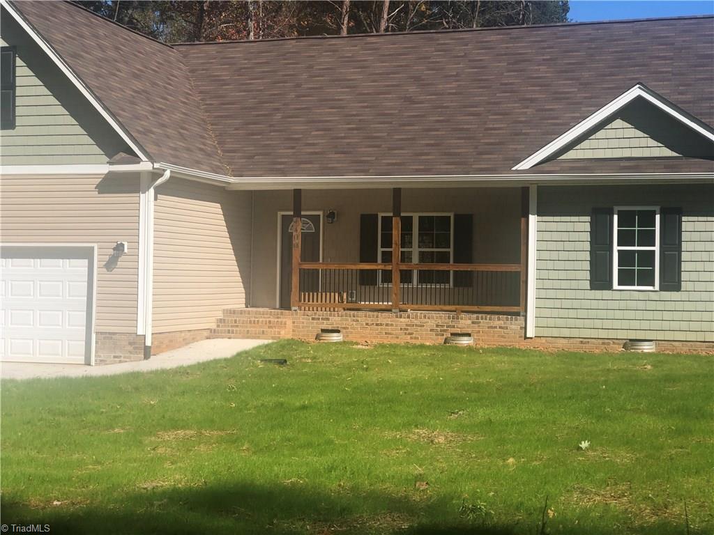 4400 Edgemore Road Greensboro, NC 27455 - Photo 3 of 6 Gallery Image 3