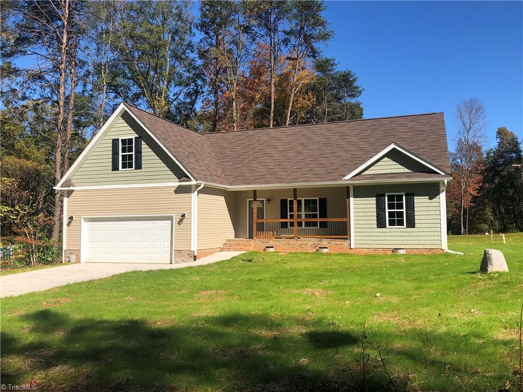 4400 Edgemore Road Greensboro, NC 27455 - Photo 4 of 6 Gallery Image 4