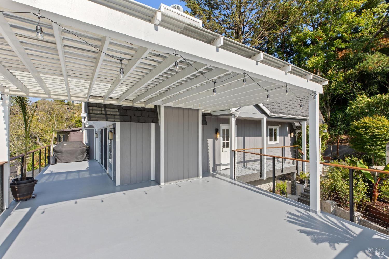 347 Jewell Street San Rafael, CA 94901 - Photo 19 of 61 a view of a house with a balcony