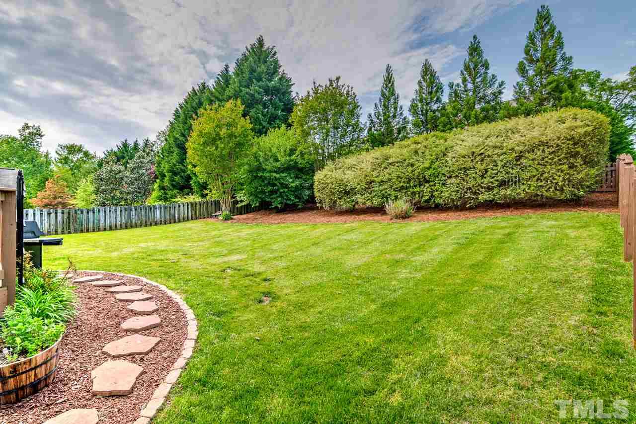 2533 Spruce Shadows Lane Raleigh, NC 27614 - Photo 3 of 30 Gallery Image 3