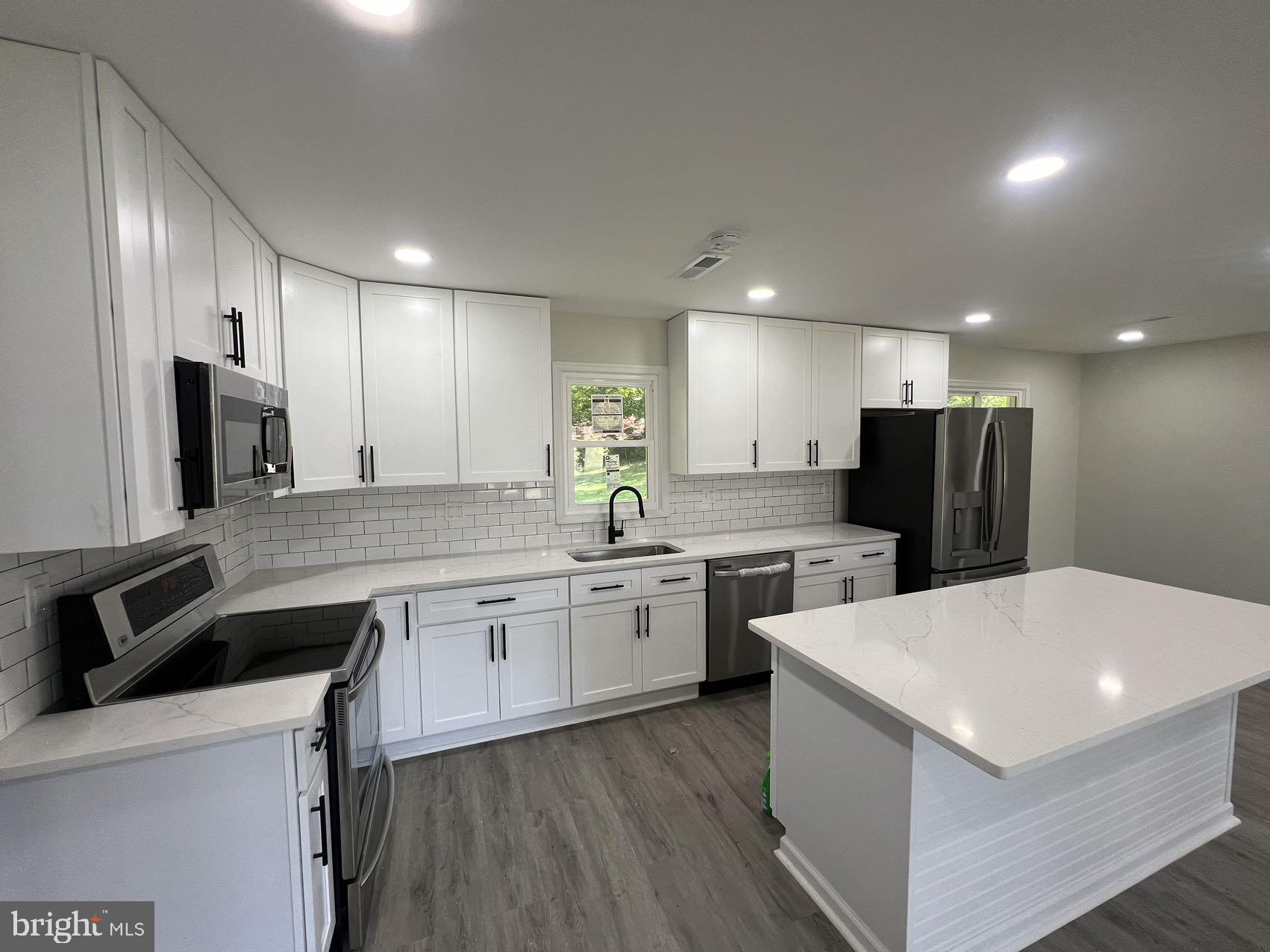 1390 Skinners Turn Road Owings, MD 20736 - Photo 4 of 22