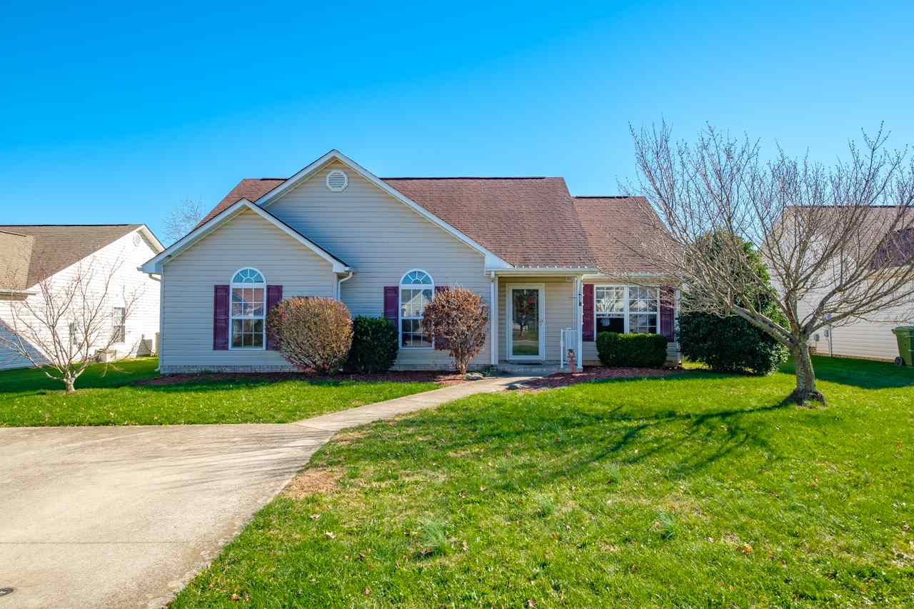 204 Inglecress Road Waynesboro, VA 22980 - Photo 1 of 38 Gallery Image 1