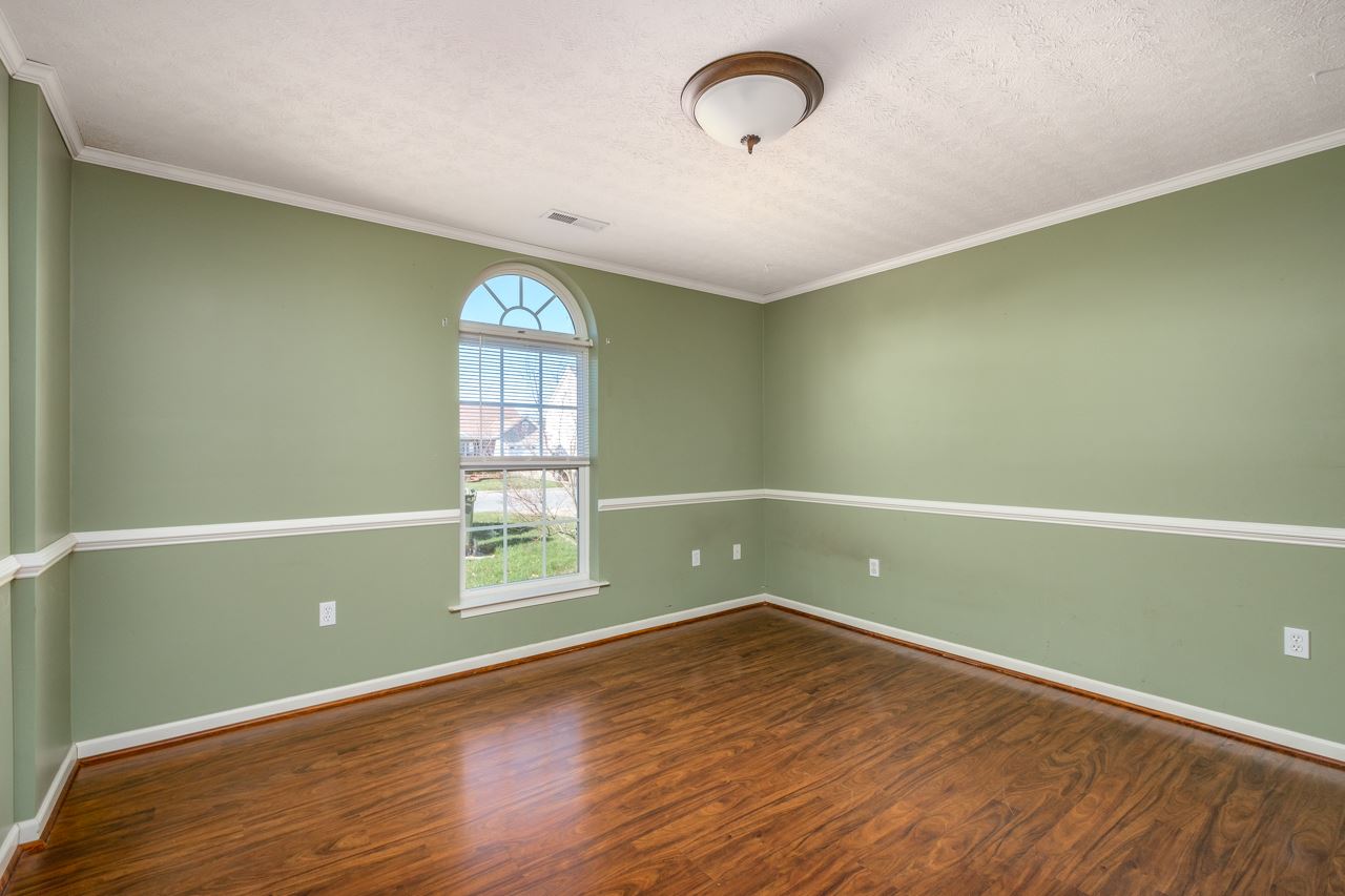 204 Inglecress Road Waynesboro, VA 22980 - Photo 14 of 38 Gallery Image 14