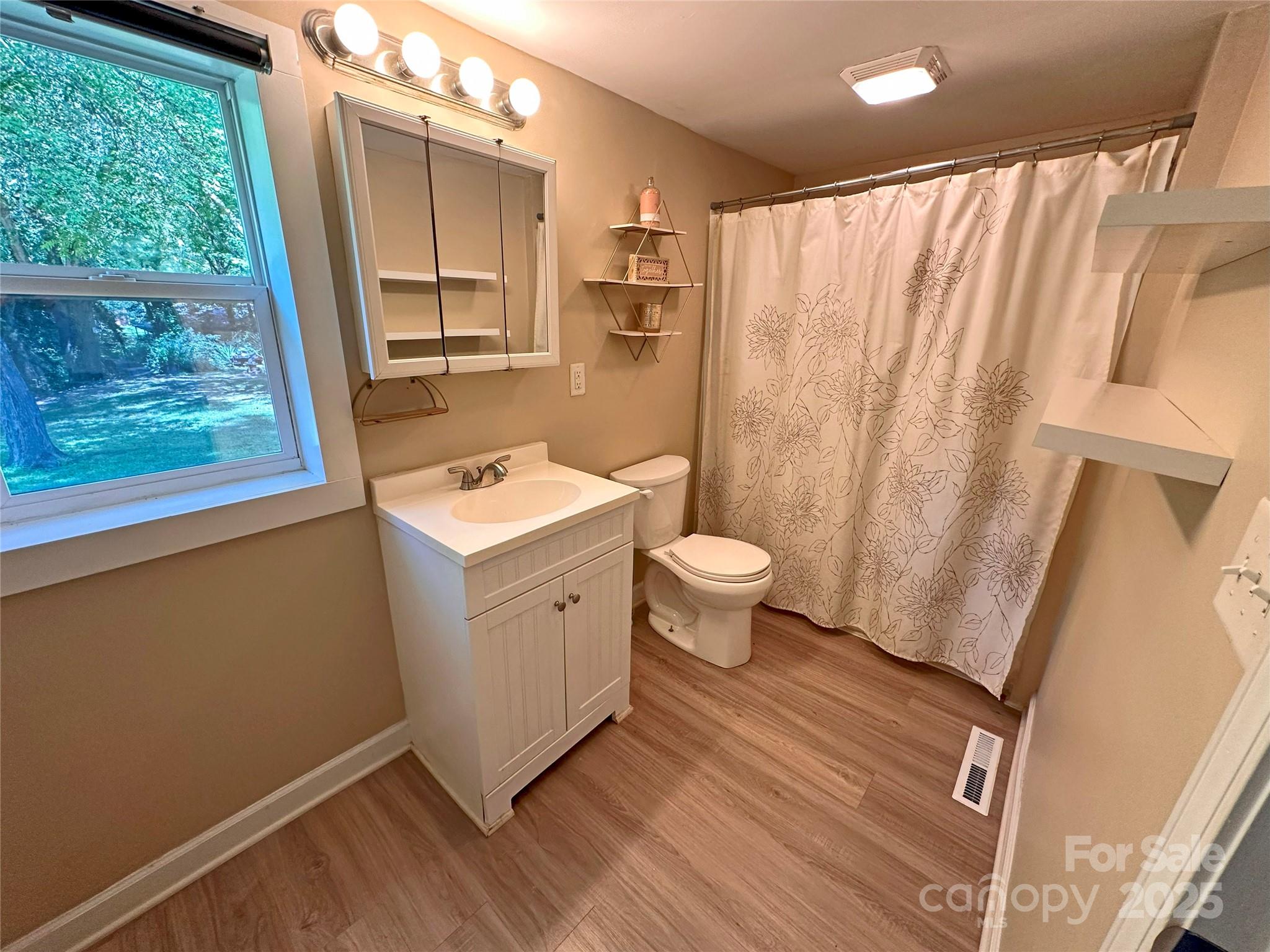 504 Locust Street Kannapolis, NC 28081 - Photo 32 of 35