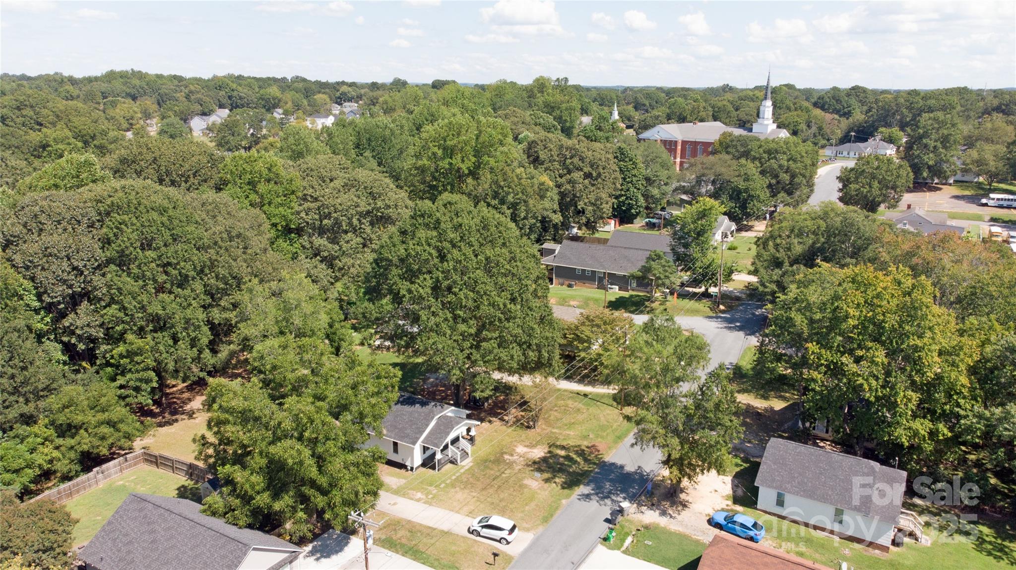 504 Locust Street Kannapolis, NC 28081 - Photo 6 of 35