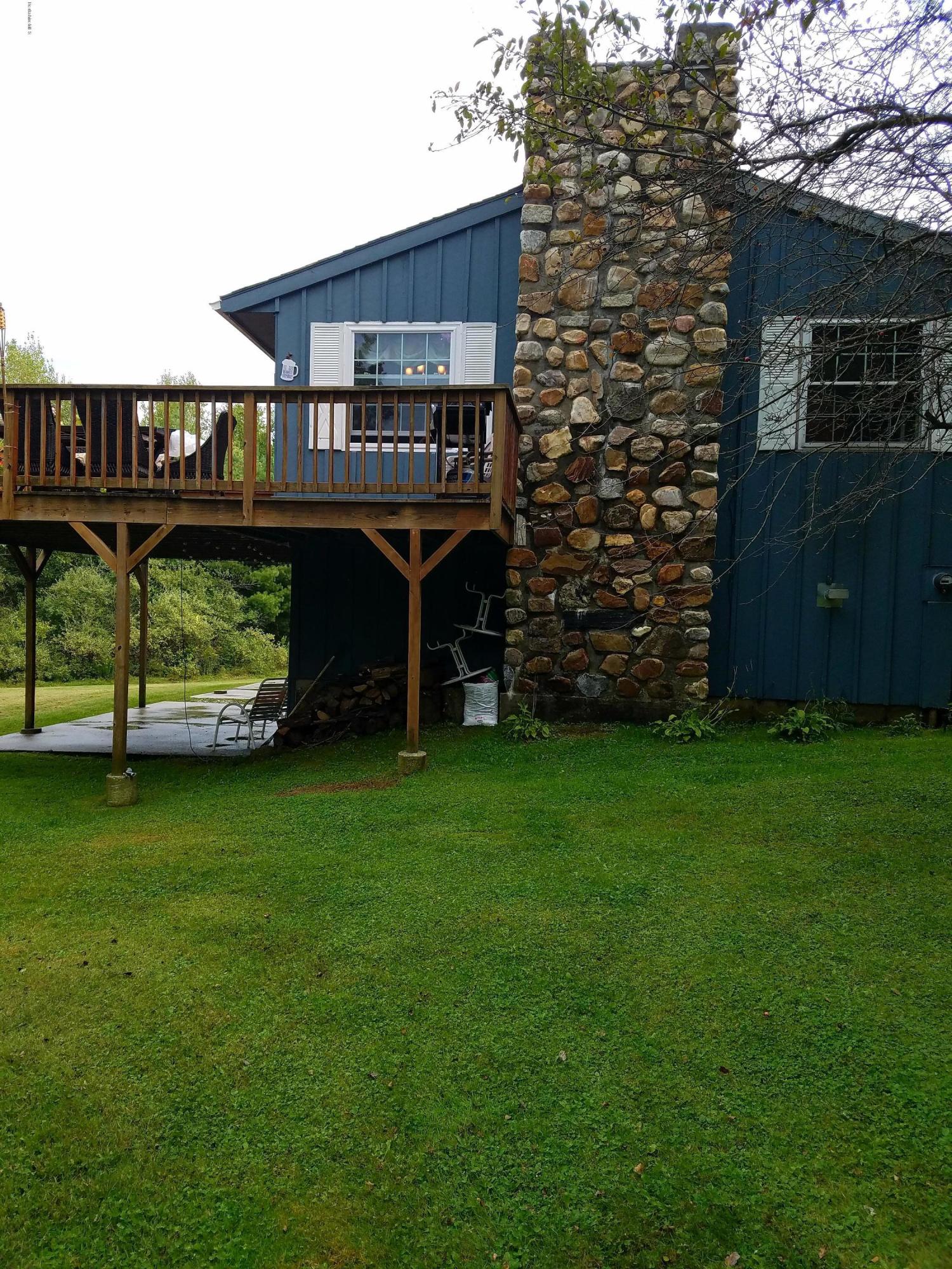 Fieldstone Chimney/Deck