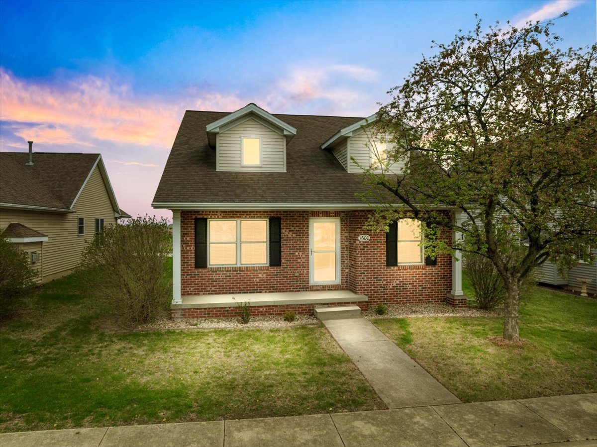 1600 Belclare Road Normal, IL 61761 - Photo 2 of 40 a front view of house with yard