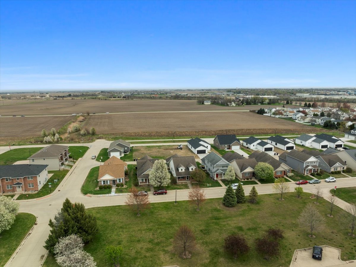 1600 Belclare Road Normal, IL 61761 - Photo 38 of 40