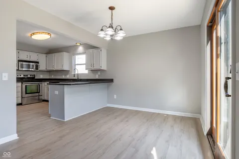 $262,000 | 477 Woodstream Drive, Greenfield, IN 46140