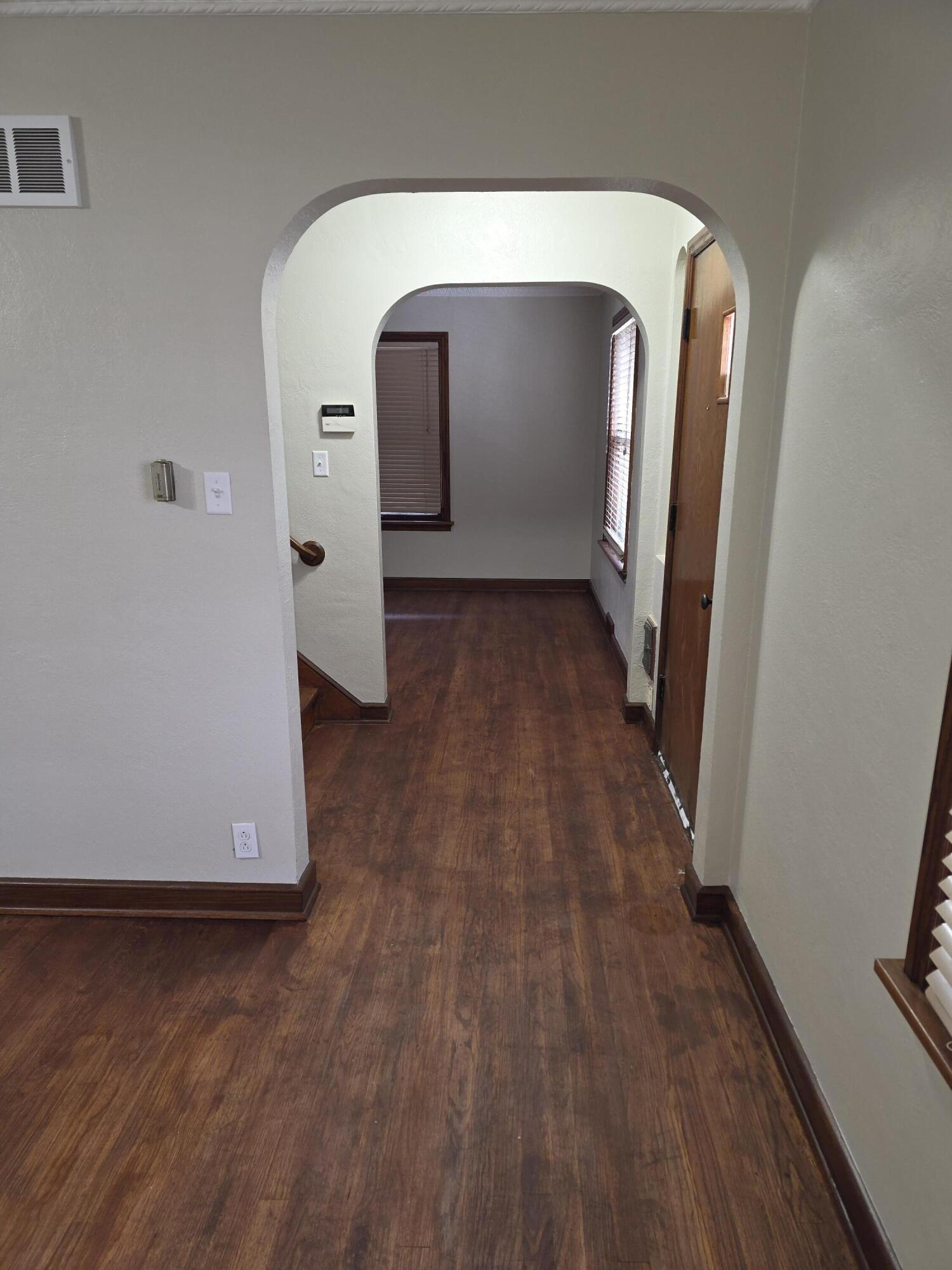 3530 North 55th Street Milwaukee, WI 53216 - Photo 4 of 26 Entrance and Foyer Area