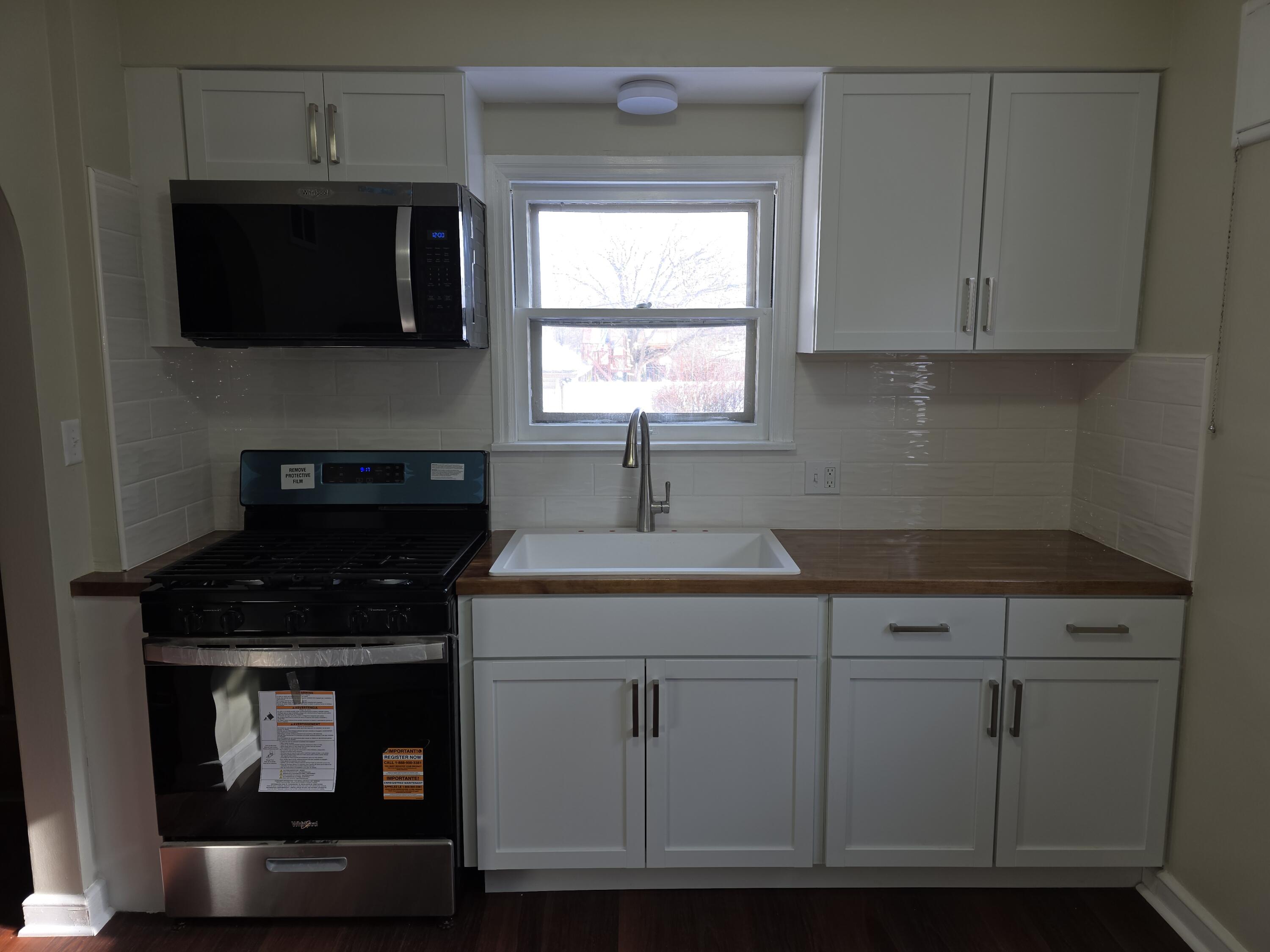 3530 North 55th Street Milwaukee, WI 53216 - Photo 8 of 26 main floor kitchen