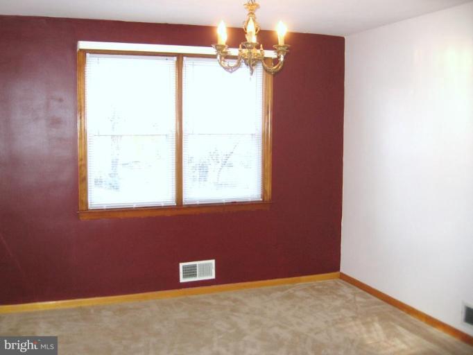 8500 Daytona Road Rosedale, MD 21237 - Photo 9 of 21 Dining Room
