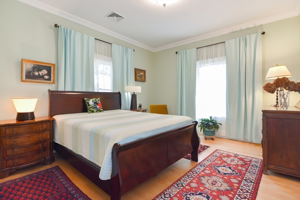 3 Forest Street, Unit 3 Newton, MA 02461 - Photo 15 of 31