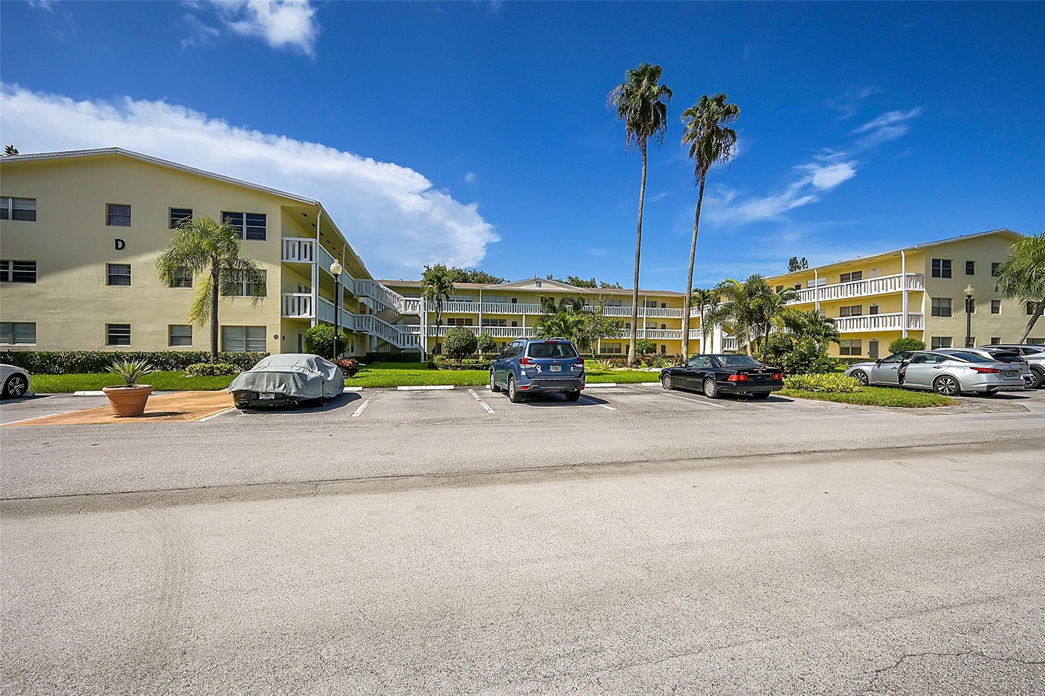 162 Dorset D, Unit 162 Boca Raton, FL 33434 - Photo 2 of 17 Photo 2