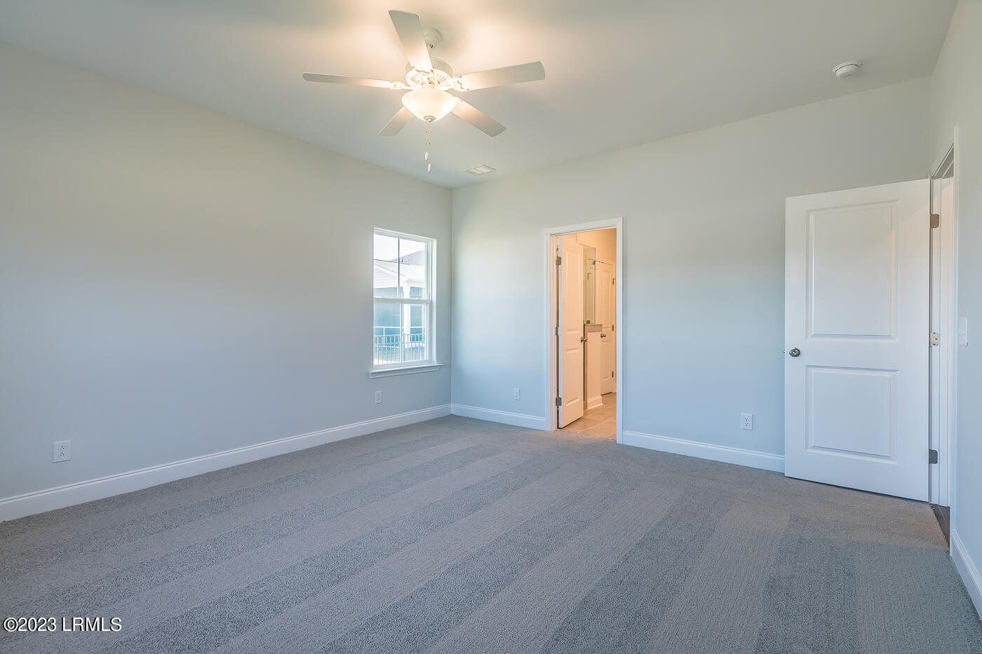 288 Ramport Street Ridgeland, SC 29936 - Photo 20 of 43 20 Primary suite